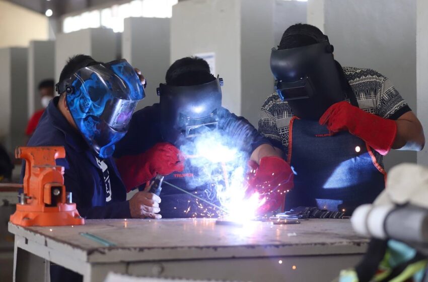  CAPACITARÁN EN SEMINARIO A NEOLAREDENSES EN LA RAMA INDUSTRIAL