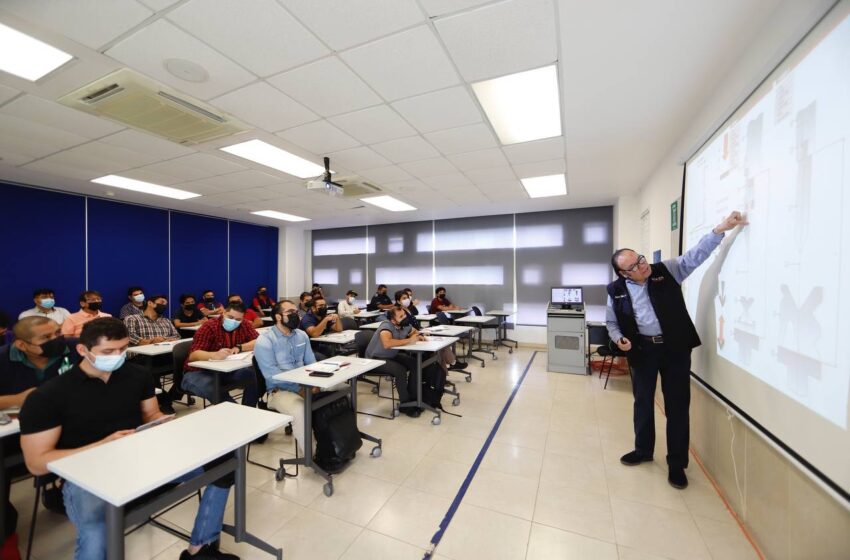  REALIZAN SEMINARIO DE CAPACITACIÓN PARA INDUSTRIA MAQUILADORA