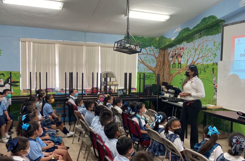  BRINDA GOBIERNO MUNICIPAL PLÁTICAS DE PREVENCIÓN DE ACCIDENTES