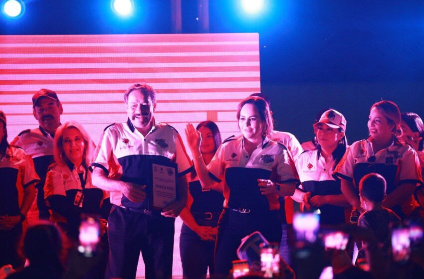  REÚNE CAR FEST 2022 A MÁS DE 50 MIL NEOLAREDENSES EN EL CENTRO CULTURAL
