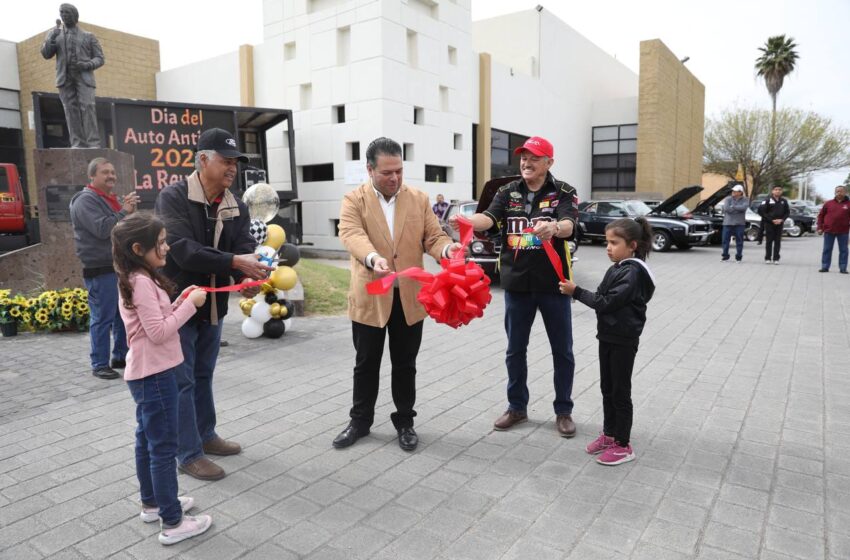  RECUERDAN A DON CARLOS CANTÚ ROSAS CON EXPOSICIÓN DE AUTOS ANTIGUOS