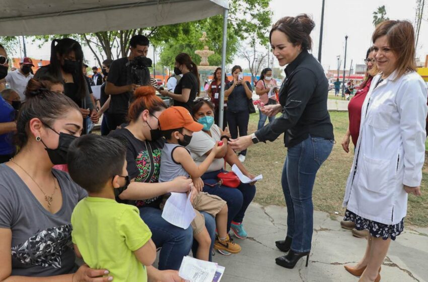  ALCALDESA CARMEN LILIA CANTUROSAS ACERCA VACUNACIÓN CONTRA EL COVID-19 A LA POBLACIÓN