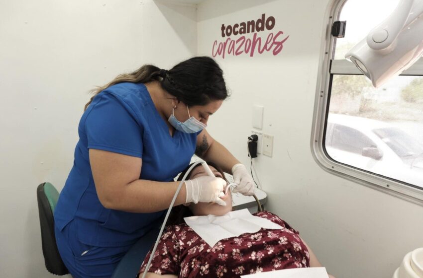  RECONOCEN VECINOS DE LOS ARTISTAS Y ALREDEDORES BENEFICIOS DE BRIGADA TOCANDO CORAZONES DEL DIF