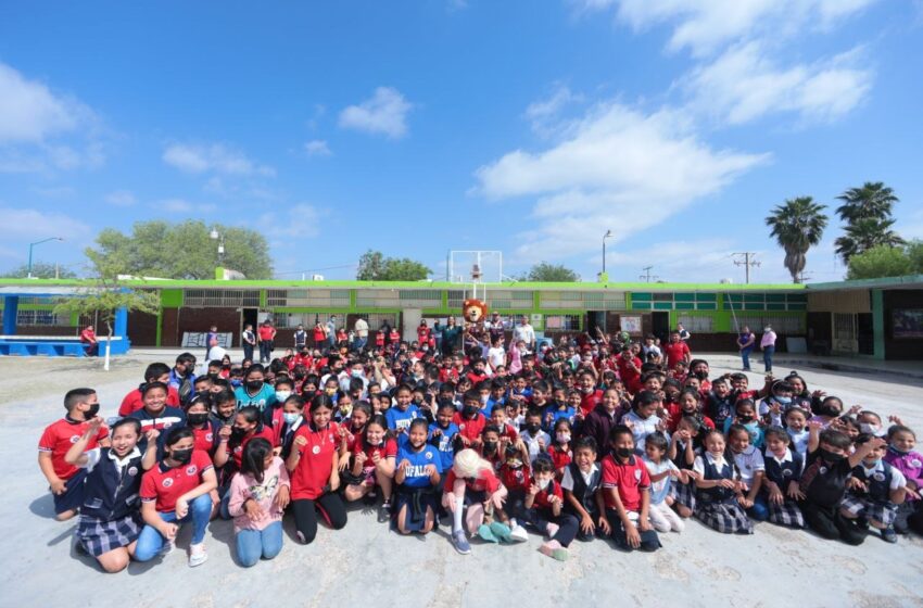  NOMBRARON GUARDIANES DE LA LIMPIEZA A NIÑOS DE “LA CORONELA”