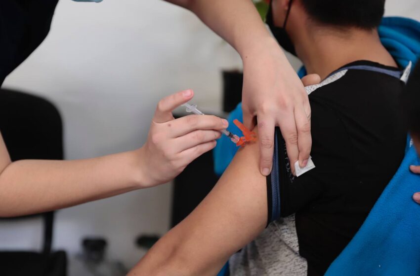  REACTIVAN VACUNACIÓN CONTRA EL COVID-19