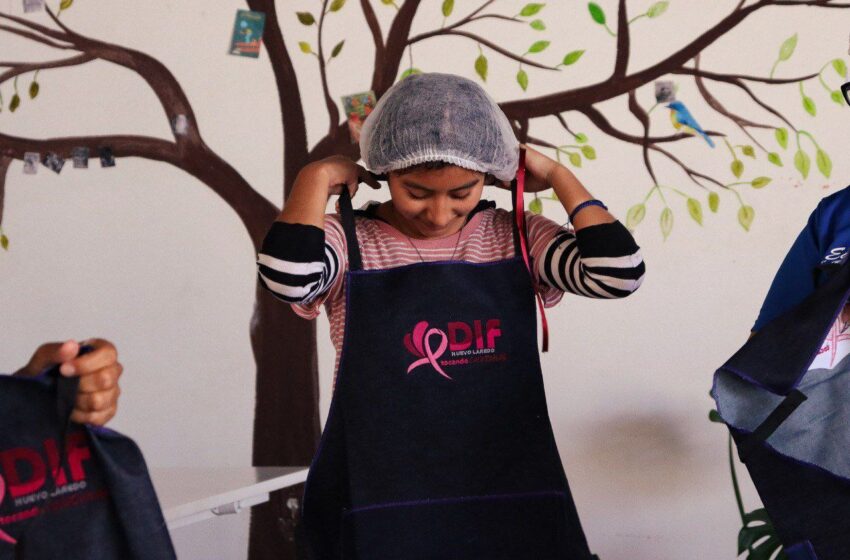  EQUIPA SISTEMA DIF A INSTITUCIONES EDUCATIVA ADSCRITAS A “DESAYUNOS ESCOLARES”