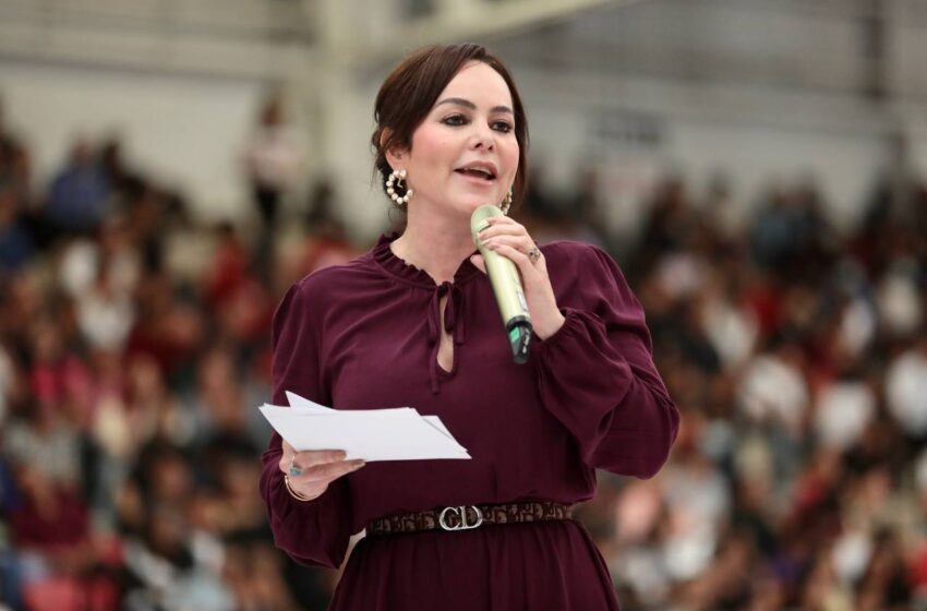  IMPULSA ALCALDESA CARMEN LILIA CANTUROSAS DESARROLLO DE ESTUDIANTES CON “FORO JUVENTUDES”