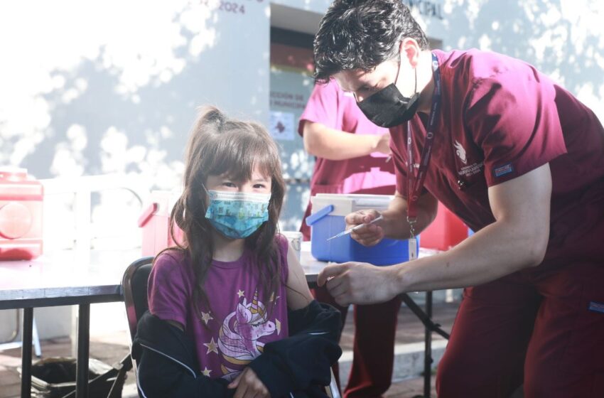  MANTIENE GOBIERNO MUNICIPAL JORNADA DE VACUNACIÓN CONTRA EL COVID-19