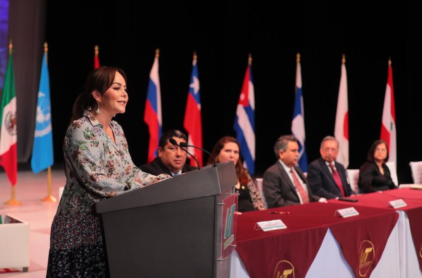  ANUNCIA ALCALDESA CARMEN LILIA CANTUROSAS NUEVO APOYO PARA ESTUDIANTES UNIVERSITARIOS