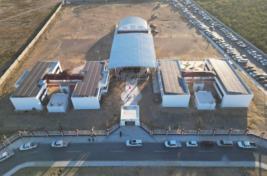  INAUGURA ALCALDESA CARMEN LILIA CANTUROSAS Y RECTOR DE LA UAT OBRAS DE INFRAESTRUCTURA EDUCATIVA EN LA PREPA UAT