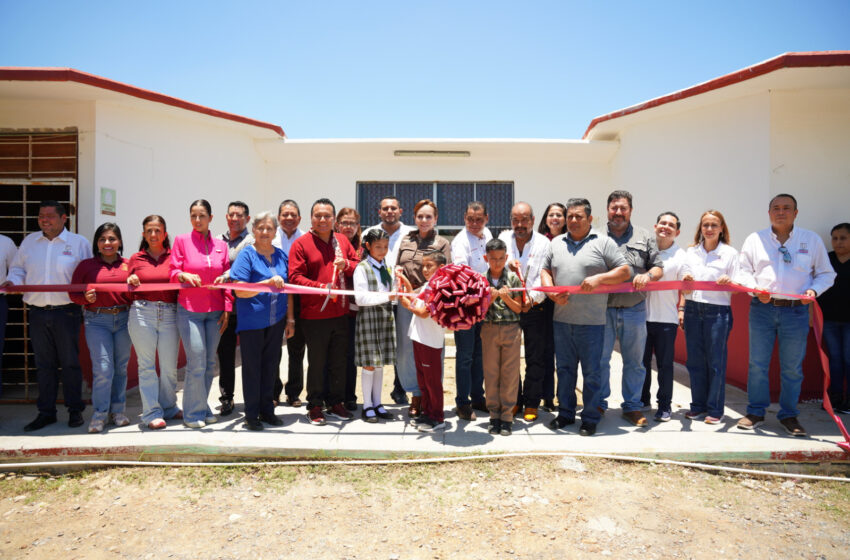  FORTALECE GOBIERNO DE CARMEN LILIA CANTUROSAS INFRAESTRUCTURA EDUCATIVA EN PRIMARIA DE VALLES DE ANÁHUAC